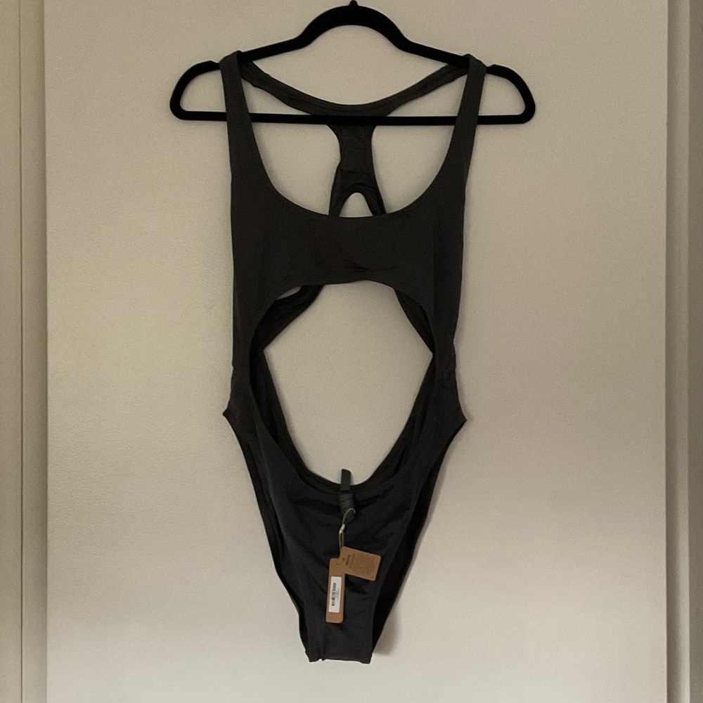 Skims signature cutout Monokini